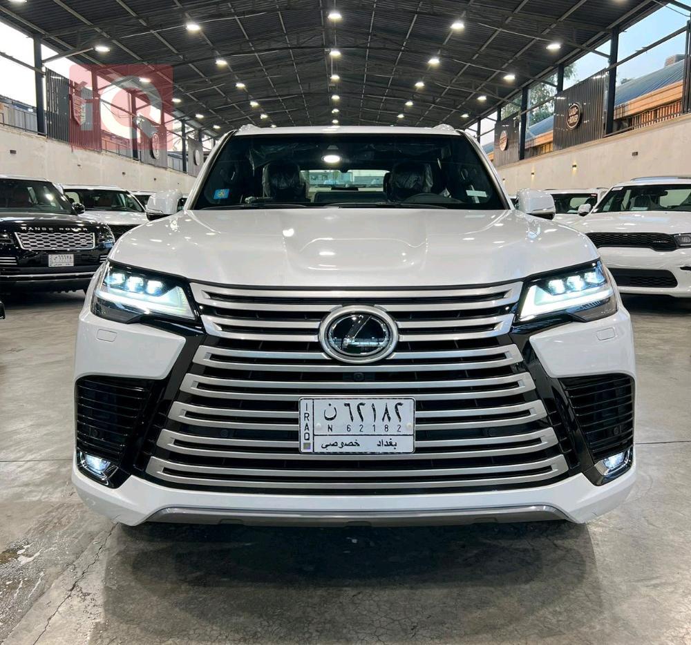 Lexus LX